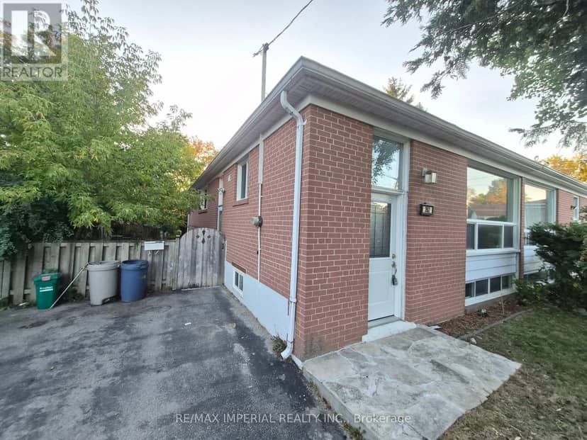 262 McConvey Drive, Richmond Hill