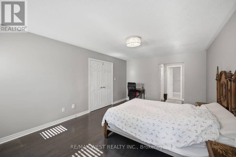 65 Burnhaven Avenue — photo 33 of 40