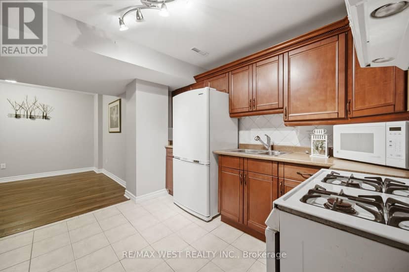65 Burnhaven Avenue — photo 40 of 40