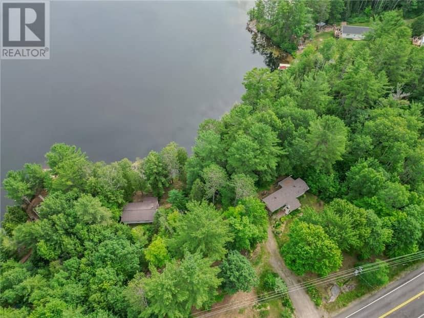 1744 Regional Road 10, Whitefish, photo 2