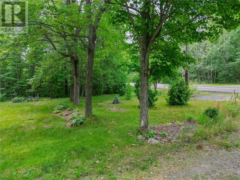 1744 Regional Road 10 — photo 12 of 40