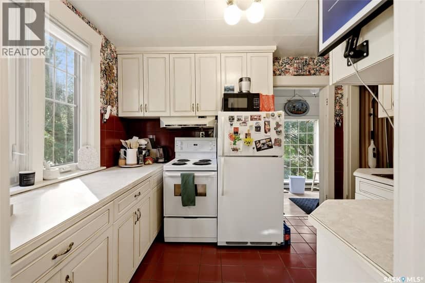 2178 Argyle STREET — photo 13 of 40