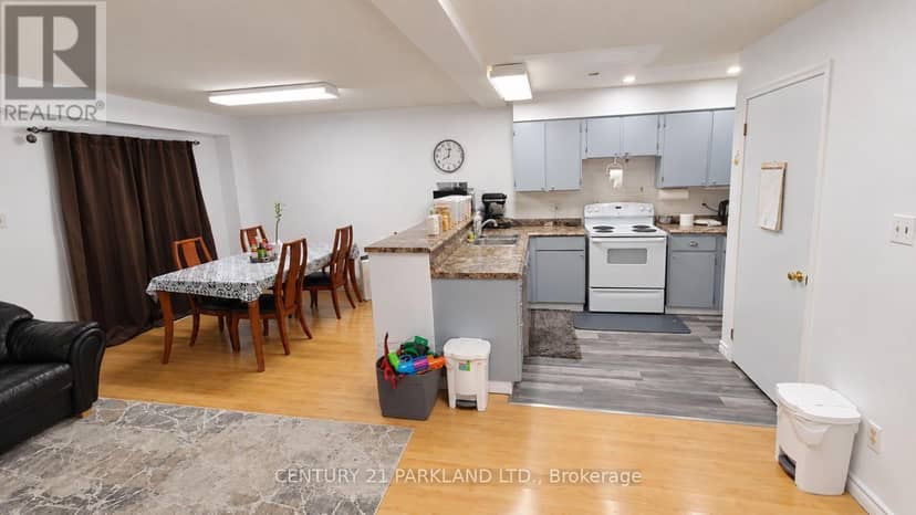 67 Melinda Crescent, Barrie, photo 3