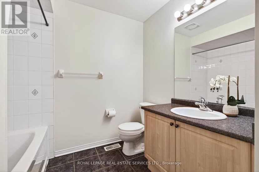 2307 Stone Glen Crescent — photo 26 of 36