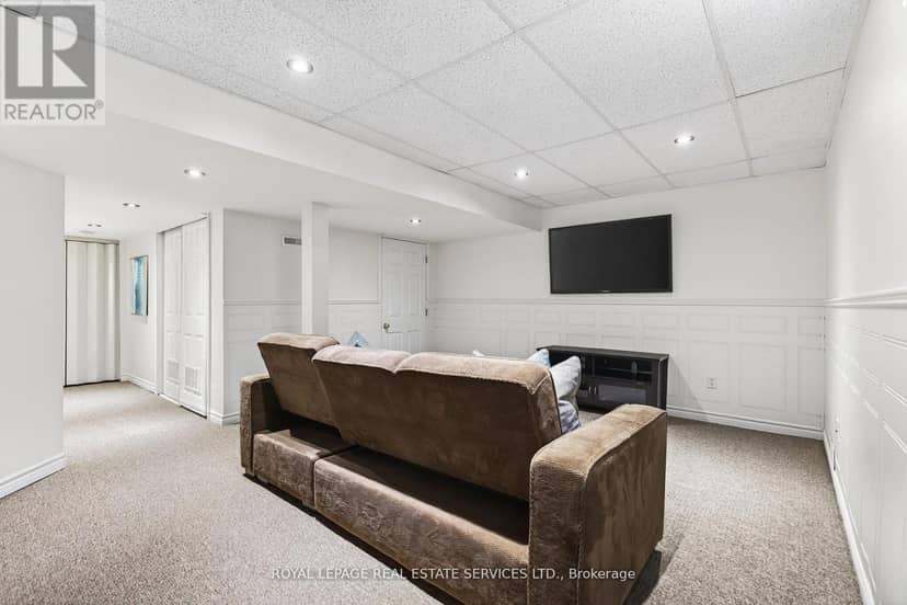 2307 Stone Glen Crescent — photo 28 of 36