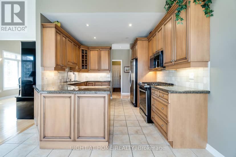 15 - 4280 Taywood Drive — photo 15 of 40