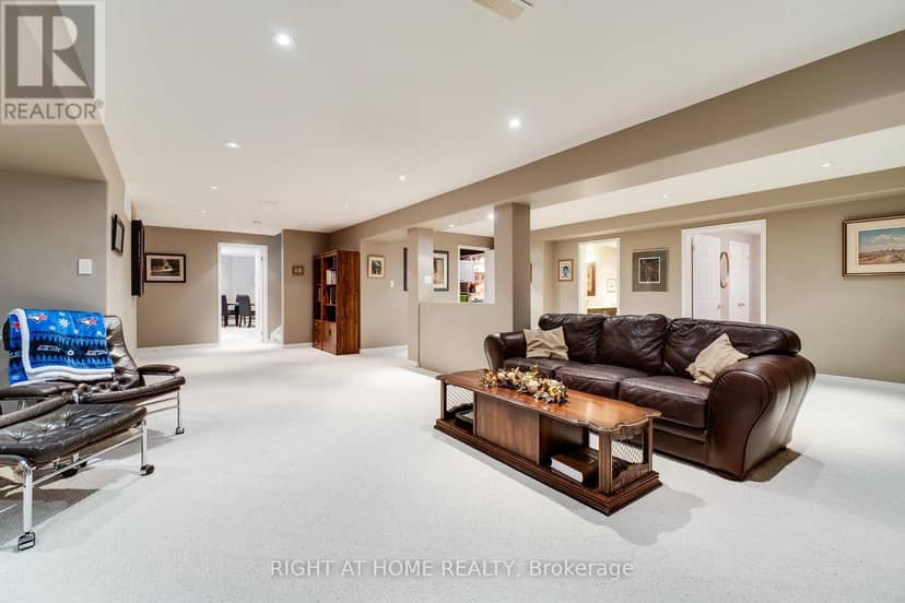 15 - 4280 Taywood Drive — photo 34 of 40