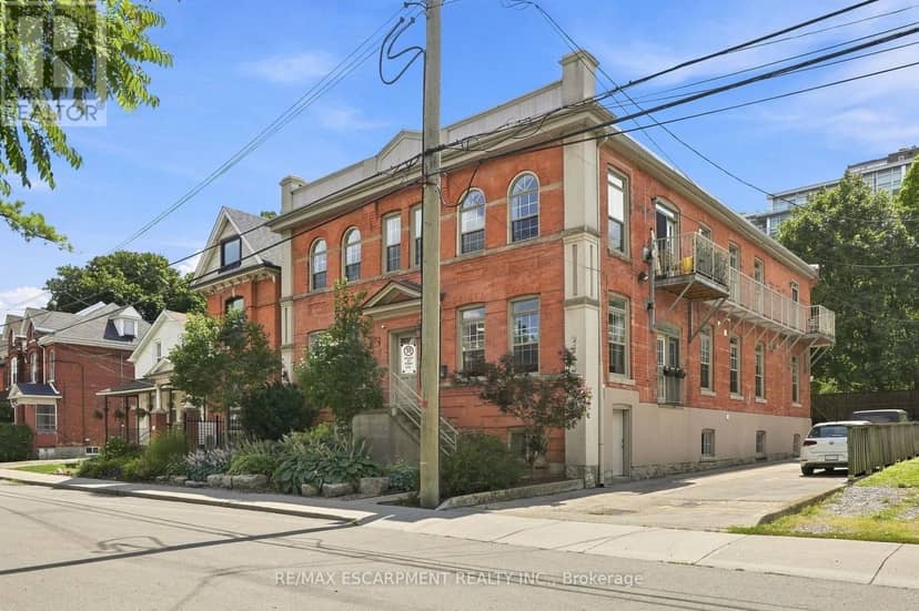 202 - 54 Alanson Street, Hamilton, photo 3