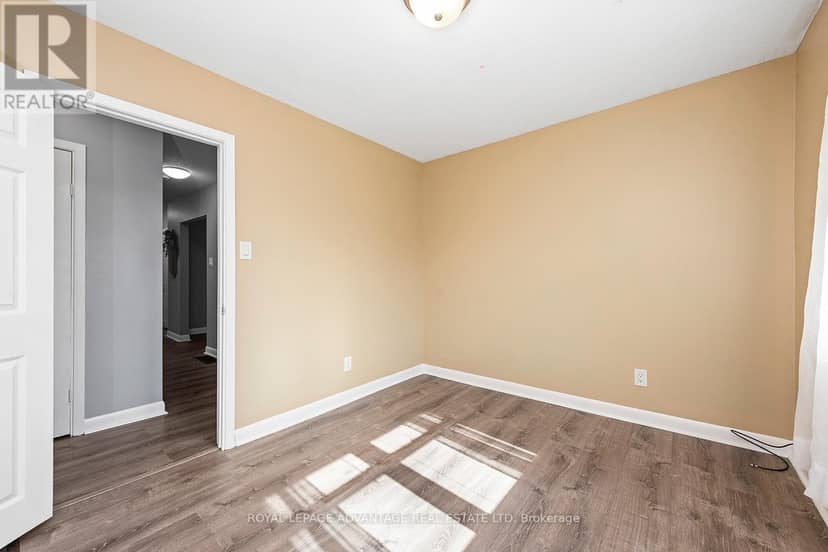 10 Robert Road — photo 27 of 40
