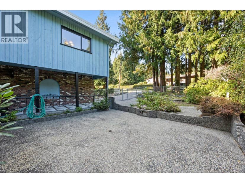 3290 HAZEL AVENUE, Coquitlam, photo 3