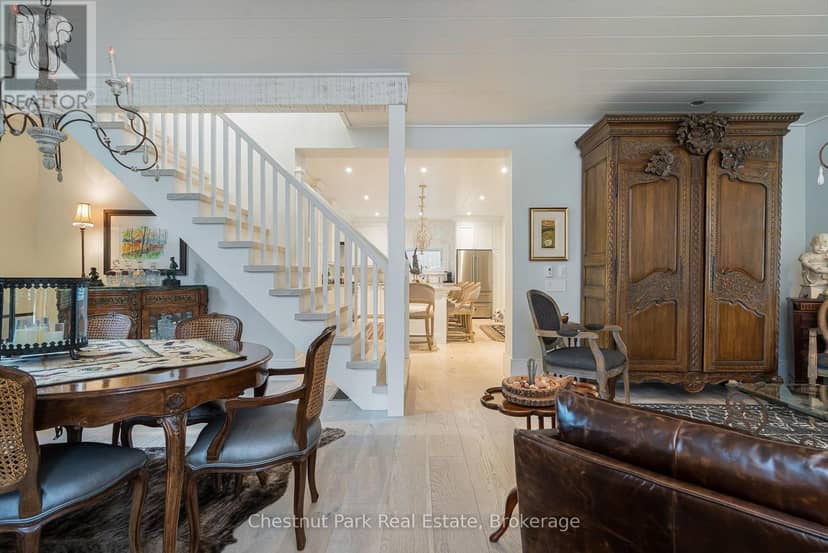 21 Elizabeth Street E, Clearview, photo 7