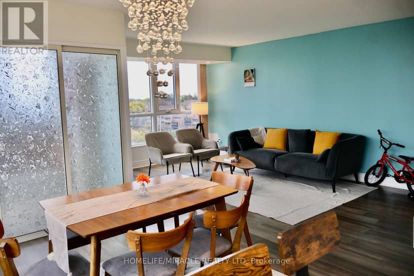 802 - 3233 Eglinton Avenue E — photo 9 of 29