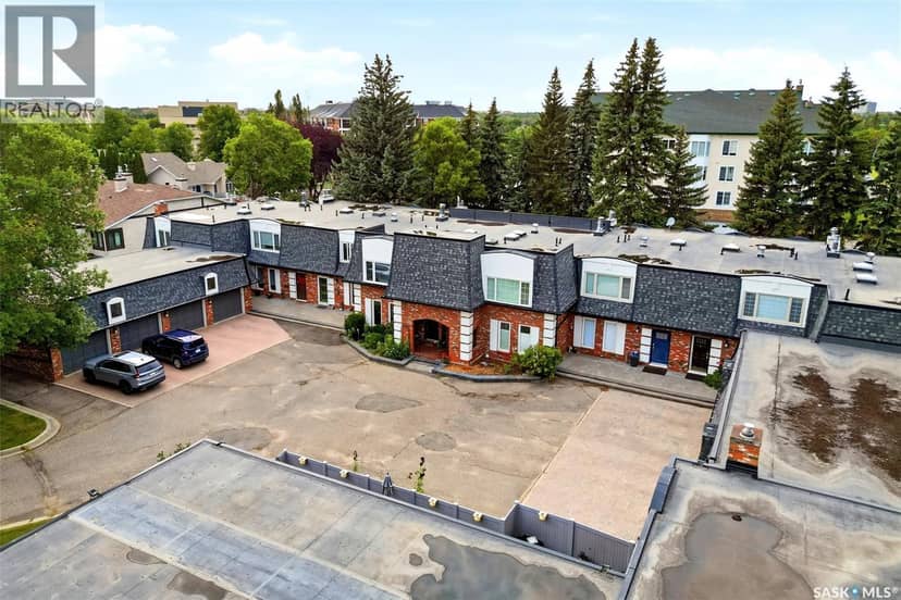 1142 Gryphons WALK, Regina, photo 3