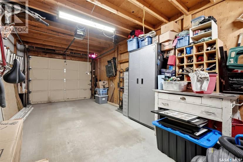 1142 Gryphons WALK — photo 40 of 40