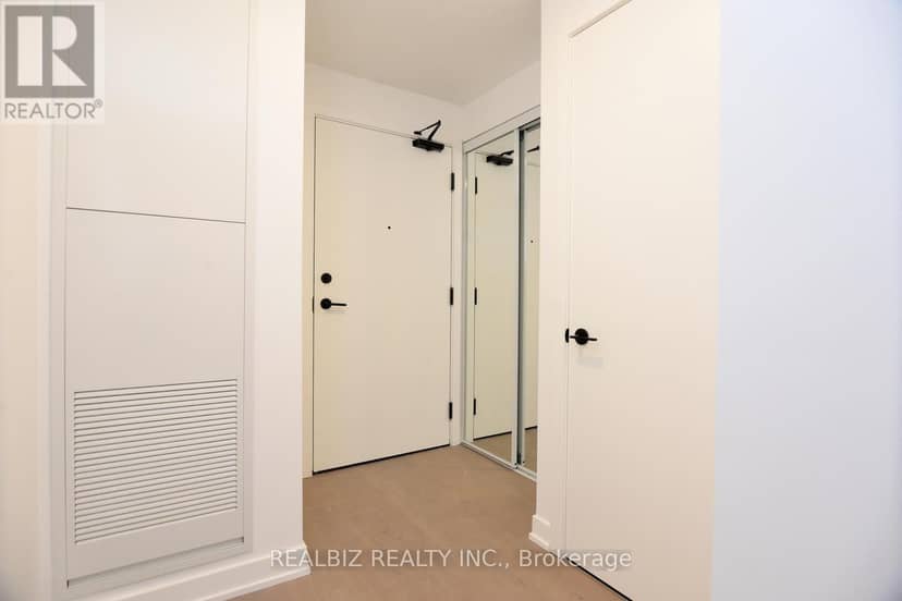 823 - 91 Montclair Avenue — photo 34 of 40
