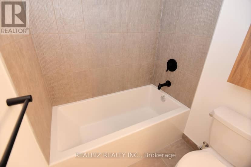 823 - 91 Montclair Avenue — photo 9 of 40