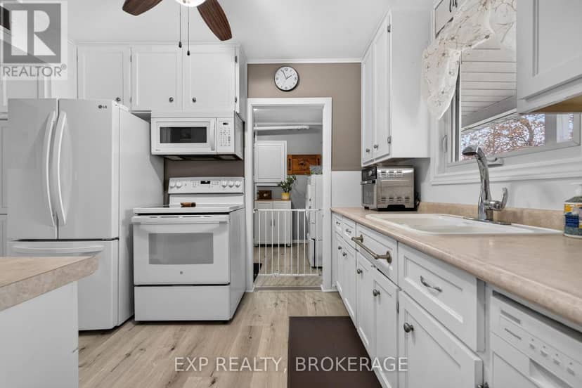 8 Ortona Crescent — photo 13 of 29