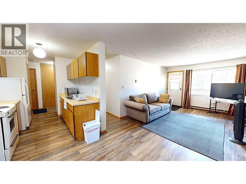10 CARIBOO Drive Unit# 408, Elkford, photo 2