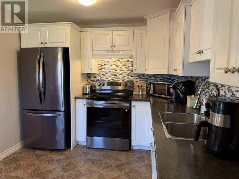 89 Evergreen Drive — photo 5 of 25