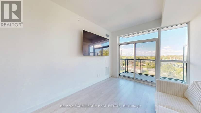 524 - 681 Yonge Street, Barrie, photo 4