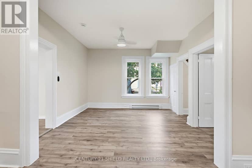 13 Oak Street — photo 11 of 40