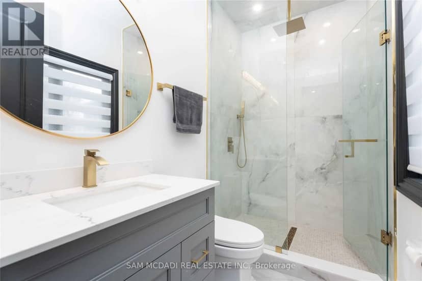 1540 Mississauga Road — photo 32 of 40