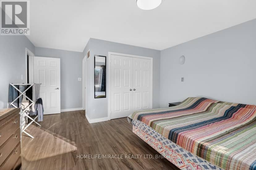 21 Chalkfarm Crescent — photo 18 of 25