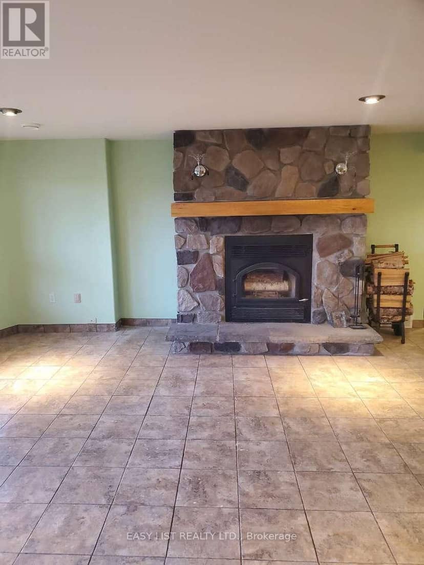 477 Hwy 586 — photo 35 of 40