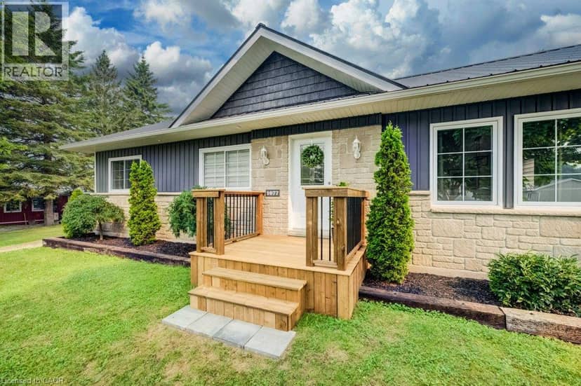 1077 QUEEN Street, Wroxeter, photo 2