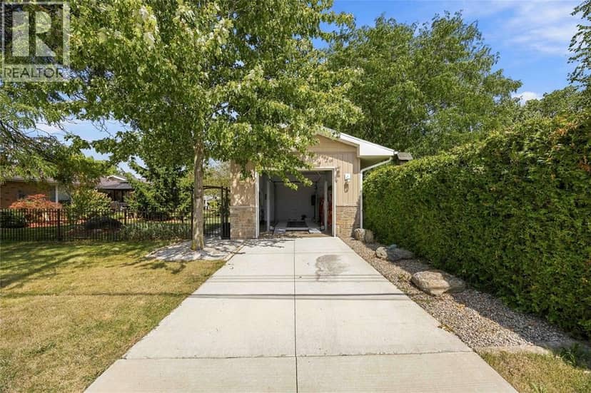 416 Holland Street — photo 32 of 40