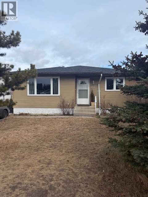 11510 Manning, Grande Cache