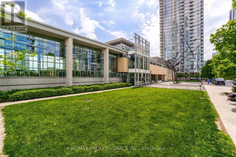 2603 - 3 Navy Wharf Court — photo 32 of 40