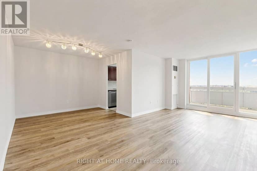 2212 - 205 Hilda Avenue — photo 9 of 34