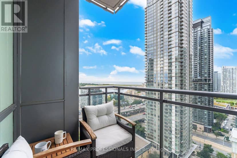 2603 - 3 Navy Wharf Court — photo 30 of 40