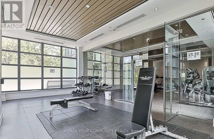 PH05 - 9600 Yonge Street — photo 15 of 17