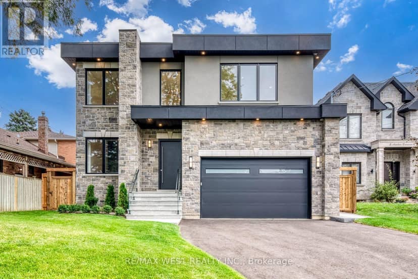 3 Amber Crescent — photo 1 of 40