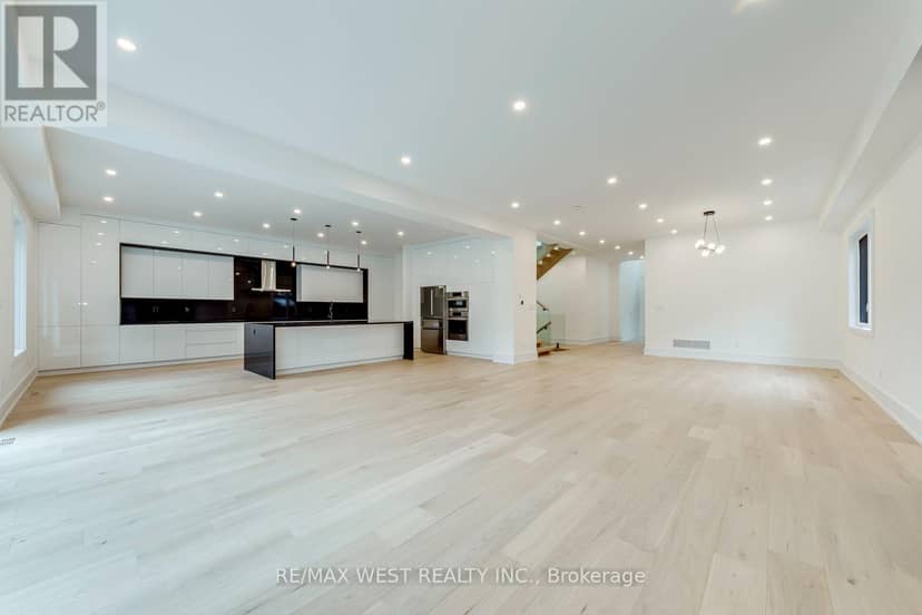 3 Amber Crescent — photo 11 of 40
