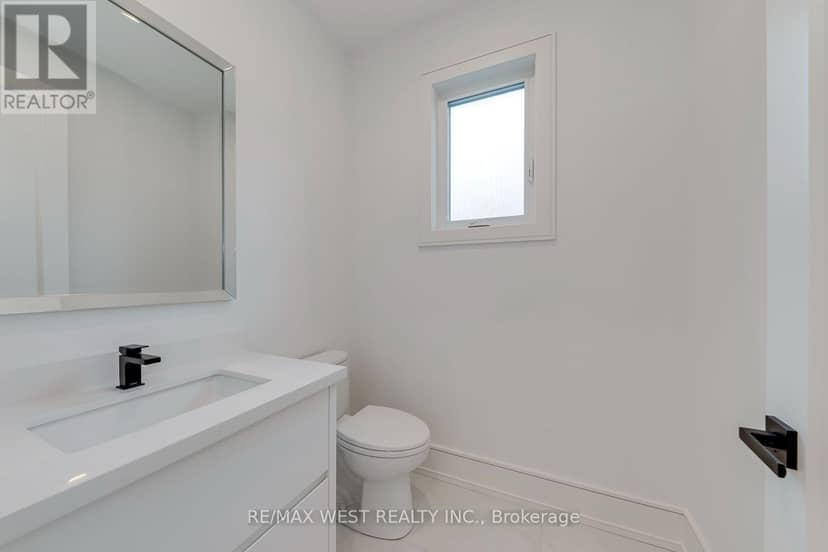 3 Amber Crescent — photo 17 of 40