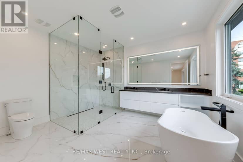 3 Amber Crescent — photo 24 of 40