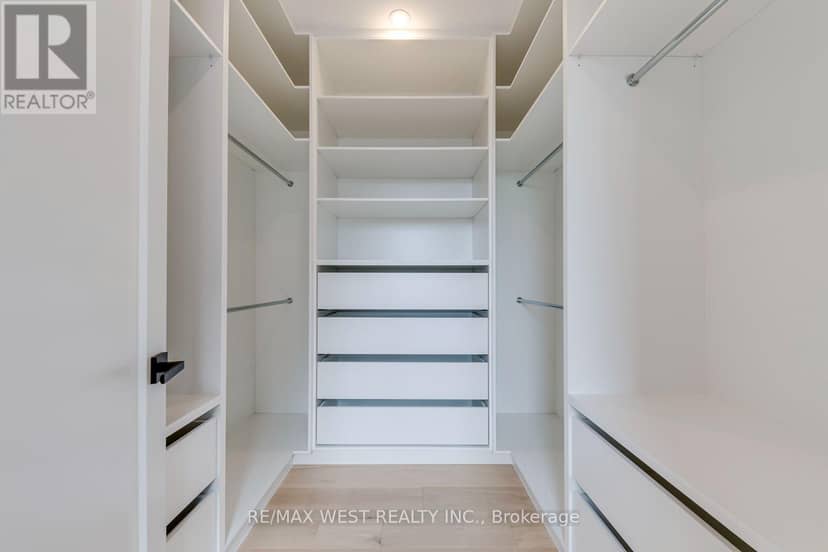 3 Amber Crescent — photo 28 of 40