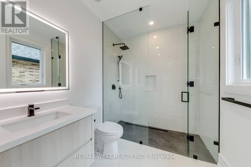 3 Amber Crescent — photo 29 of 40