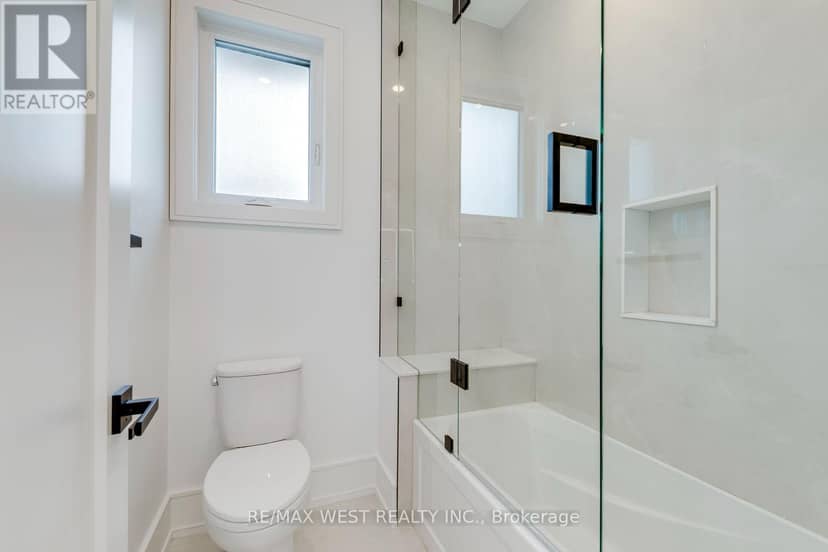 3 Amber Crescent — photo 35 of 40