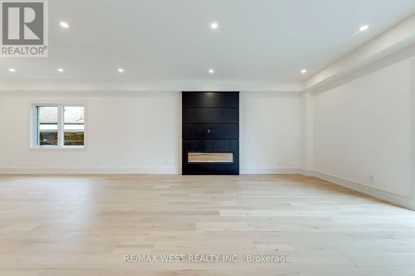 3 Amber Crescent — photo 5 of 40