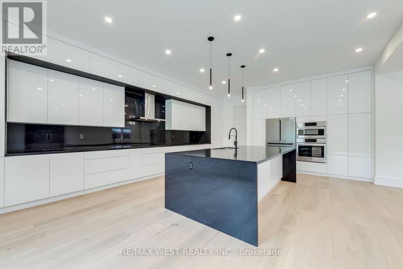 3 Amber Crescent — photo 7 of 40