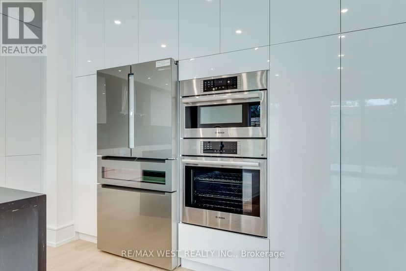 3 Amber Crescent — photo 9 of 40