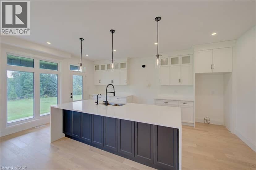 62 GEORGE Street — photo 10 of 40
