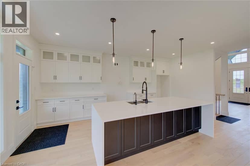 62 GEORGE Street — photo 11 of 40