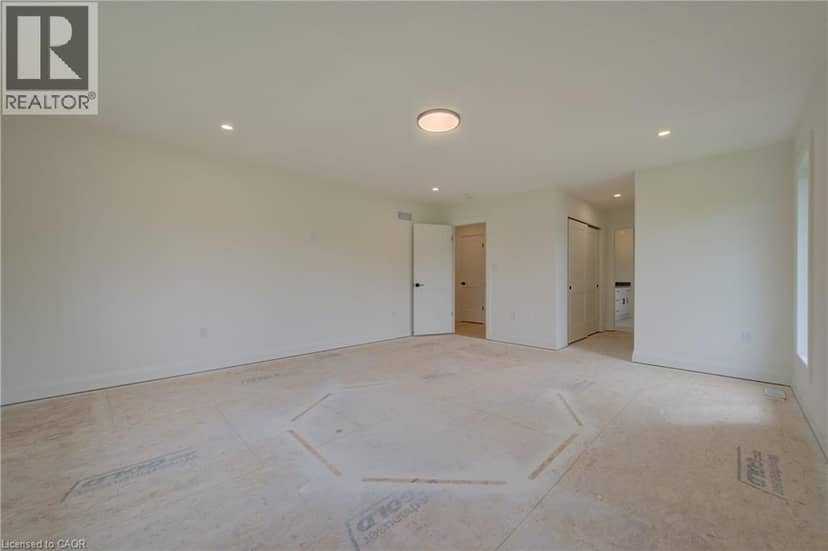 62 GEORGE Street — photo 34 of 40