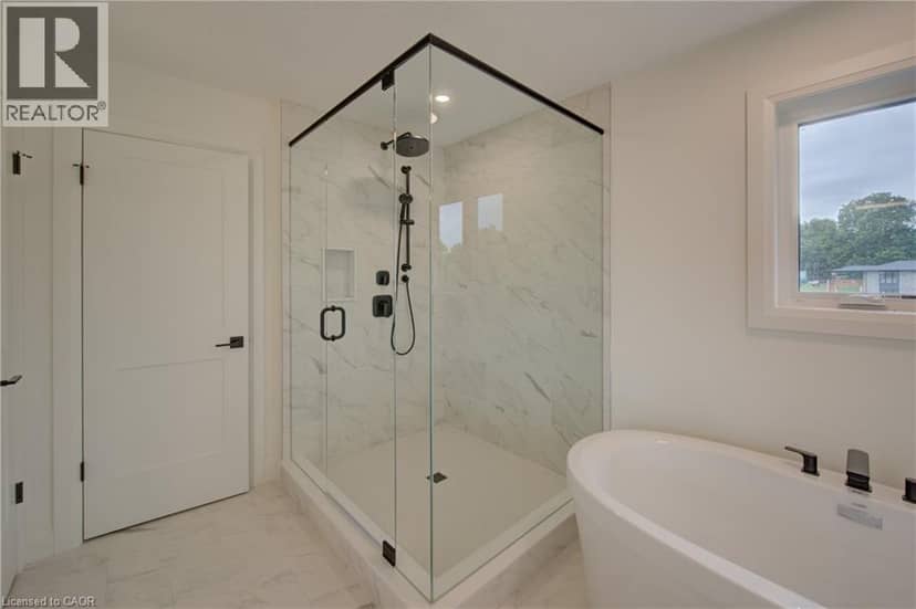 62 GEORGE Street — photo 36 of 40