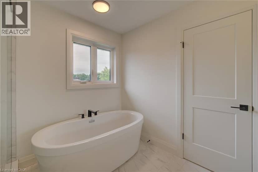 62 GEORGE Street — photo 37 of 40
